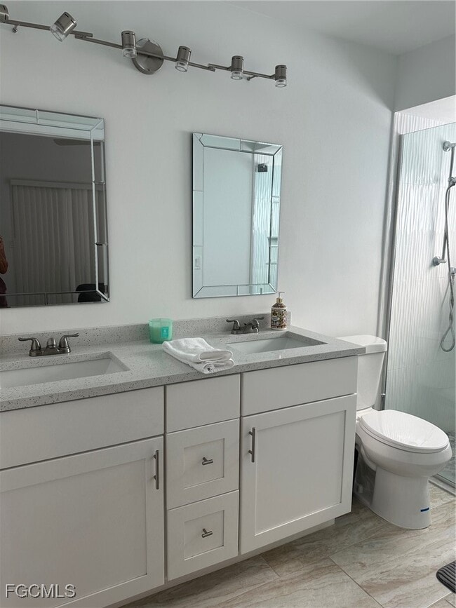 Building Photo - 16821 Sanibel Sunset Ct