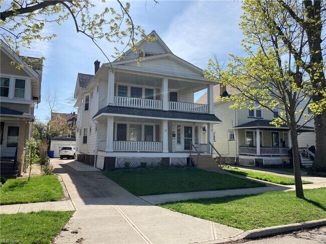 Foto del edificio - 1285 W 105th St