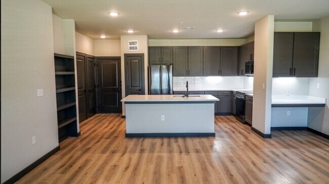 Building Photo - 2953 Farm to Market 2920