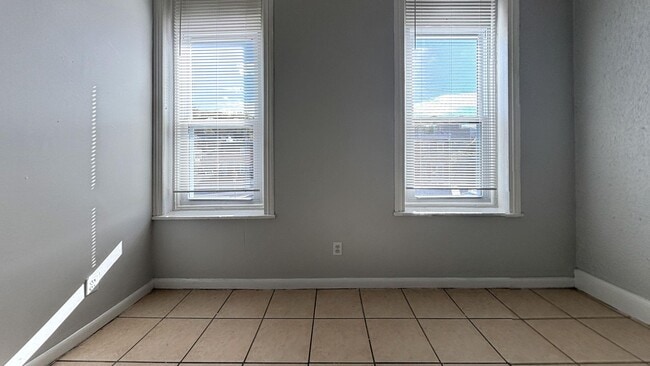 Building Photo - 363 E Chelten Ave