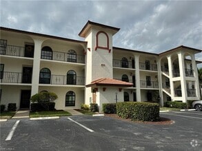 Building Photo - 605 Augusta Blvd