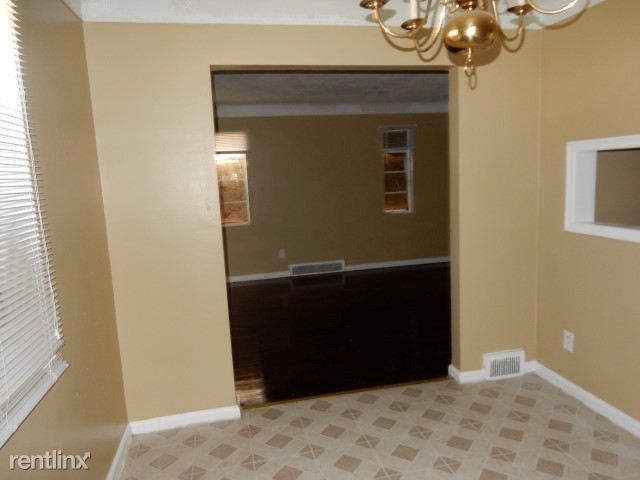 Foto del edificio - 20229 Prevost St