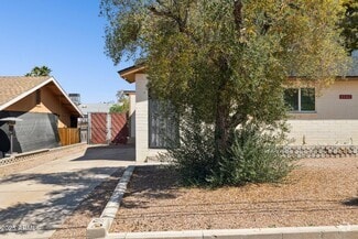 Building Photo - 1542 E Turquoise Ave