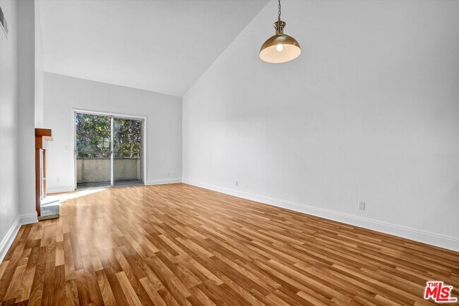 Foto del edificio - 645 Chestnut Ave