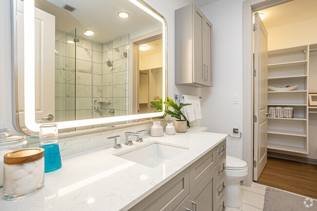 1BR, 1BA - 884SF - The Residences at Rivermark Apartments