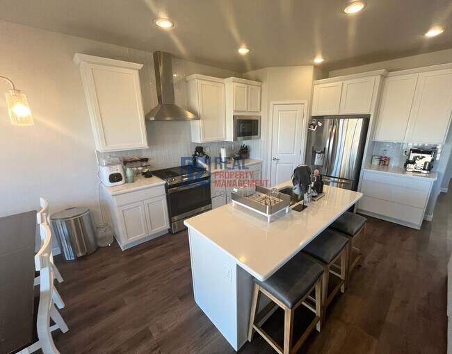 Foto del edificio - 276 Hillspire Dr