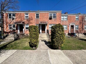 Building Photo - 194-01 37th Ave