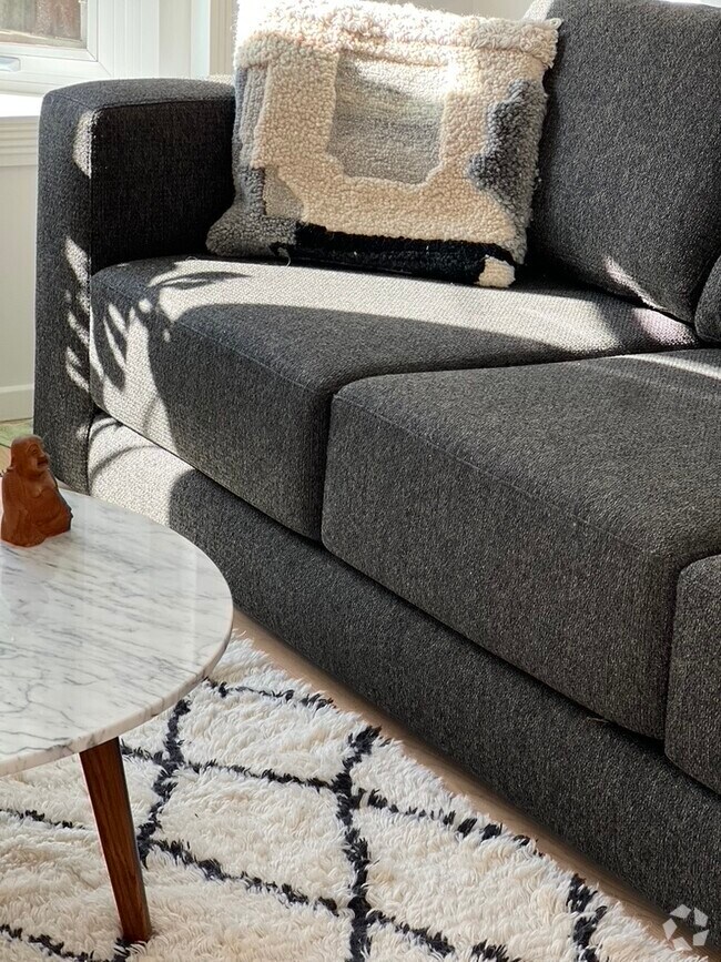 East Venice of America Short Term Apartments for Rent Venice, CA 1