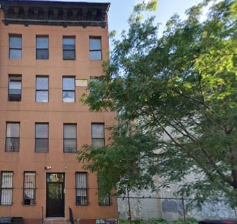 Building Photo - 302 E 105th St