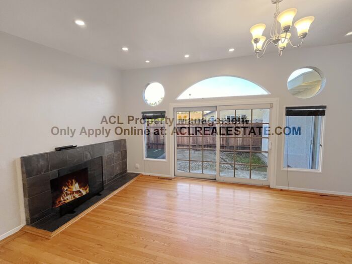 Foto principal - Beutiful, One Story, Centrally Located Hay...