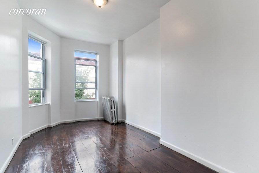 Building Photo - 382 Chauncey St
