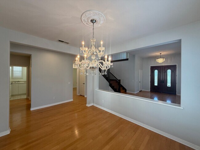 Foto del edificio - Updated 5BR/3BA San Diego home with modern...