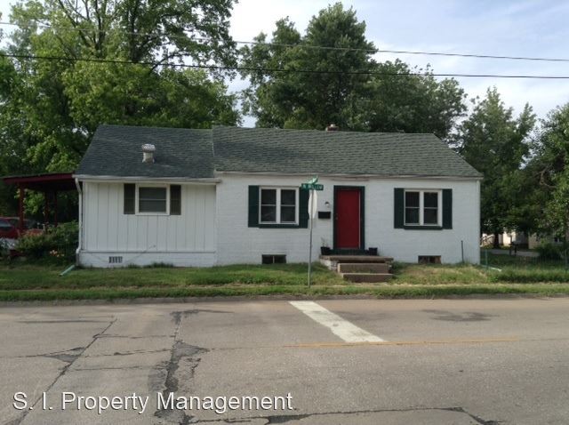 Primary Photo - 3 br, 1.5 bath House - 900 W. Willow