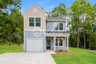 Building Photo - 109 Teak Dr