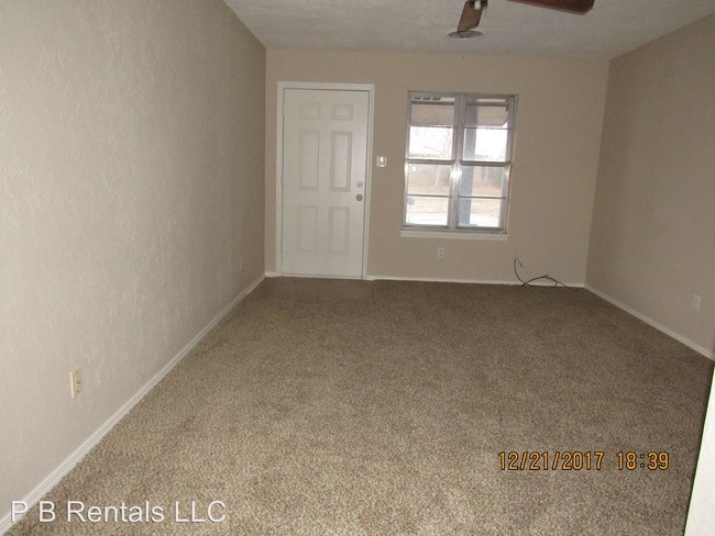 Building Photo - 3 br, 1.5 bath House - 6726 SW Embassy Circle