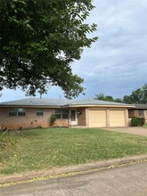 Building Photo - 4313 Suntane Rd