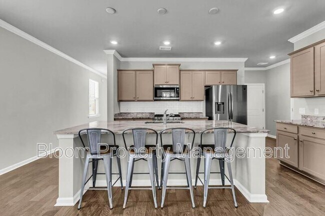 Foto del edificio - 640 Chigwell Springs Ln