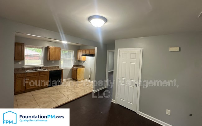 Foto del edificio - 2831 Redwing Rd