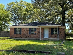 Building Photo - 5178 Fairview Highland Dr