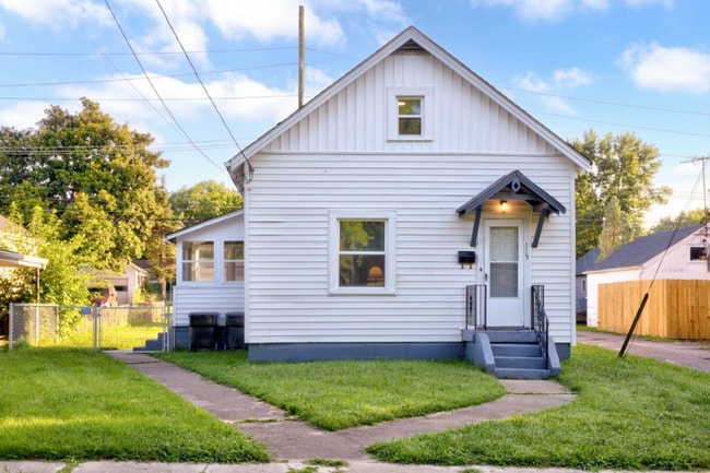 Building Photo - 115 Gillette Ave