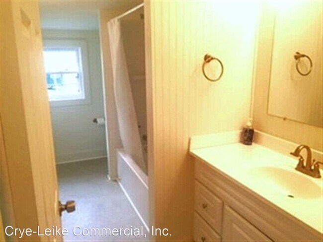 Building Photo - 1 br, 1.5 bath House - 1532 Craggie Hope Road