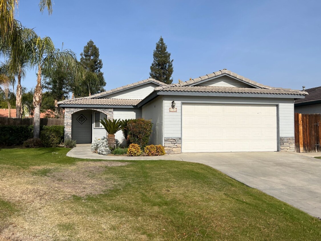 Southwest Bakersfield Apartments