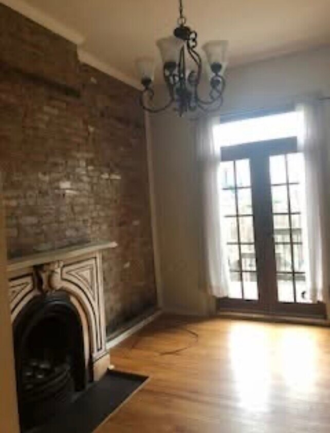 Foto principal - 356 Hamilton St