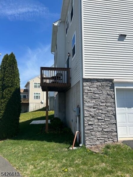 Foto del edificio - 273 Winding Hill Dr