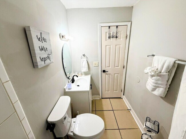 Foto del edificio - 5405 Glen Haven Dr