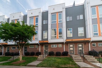 Building Photo - 439 Southend Crossing Ln