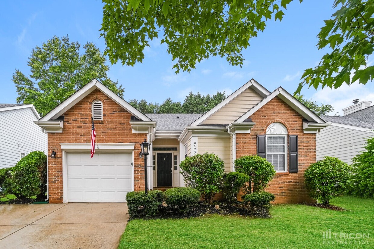 8523 Lockerbie Lane Charlotte NC House Rental in Charlotte, NC