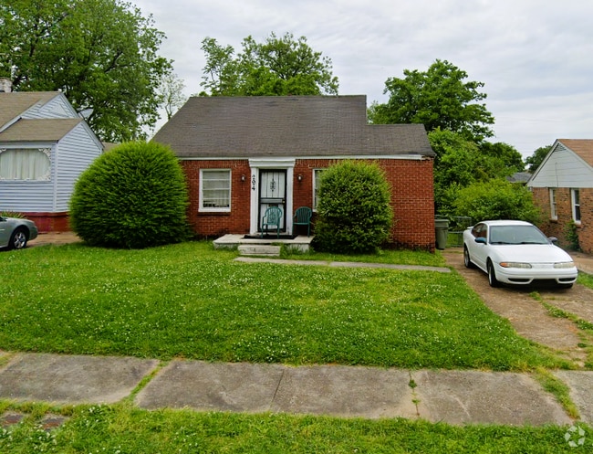 Building Photo - 294 W Burdock Ave