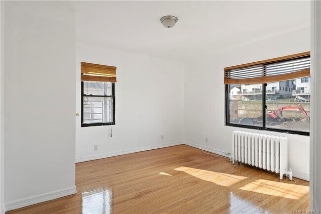 Foto del edificio - 106 Thurton Pl