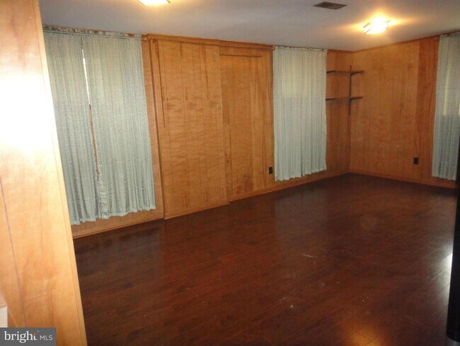 Foto del edificio - 1512 Brookhaven Dr