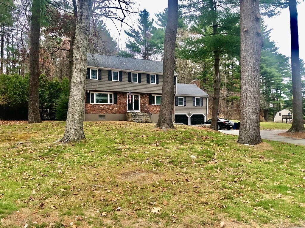 Primary Photo - 5 Heritage Ln