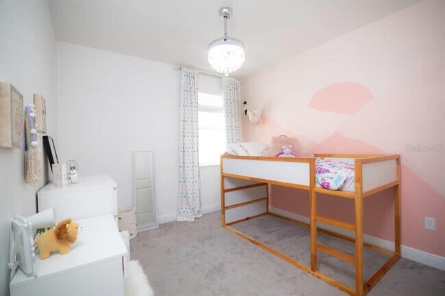 Foto del edificio - 15367 Gilligan Ct