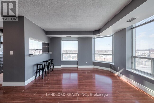 Building Photo - 190 Manitoba St