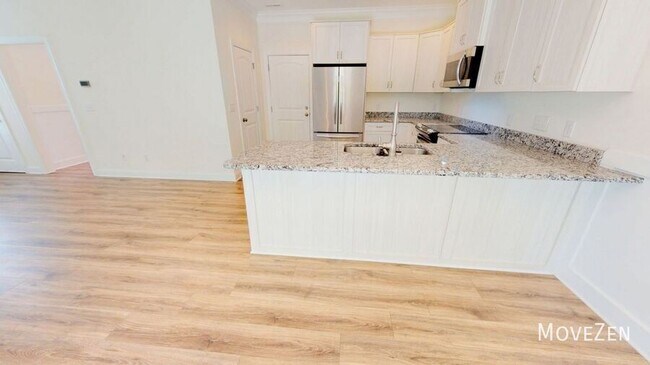 Foto del edificio - 3351 Kellerton Pl