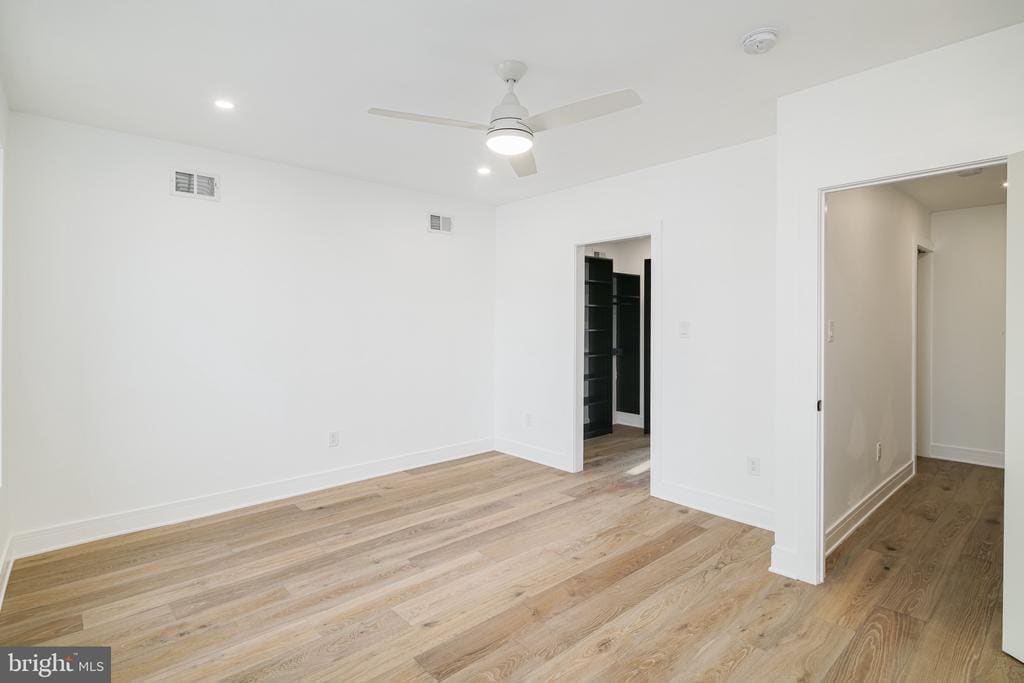 Primary Photo - 2117 Clymer St