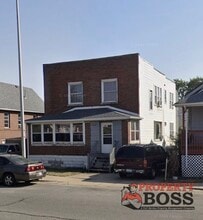 Building Photo - 519 W Columbus Dr