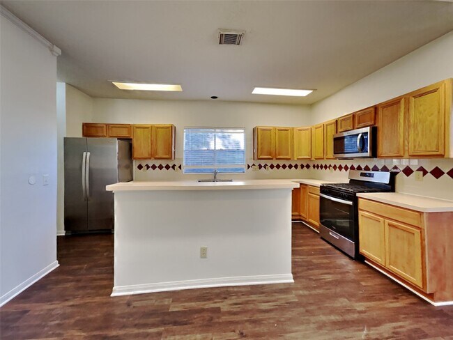 Foto del edificio - 2911 Linda Dr