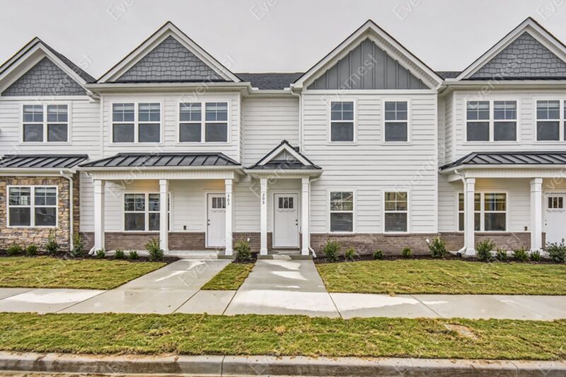 303 Raines Ct, Lebanon, TN 37087 Townhome Rentals in Lebanon TN