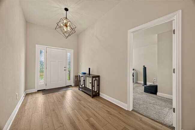 Foto del edificio - 2605 Golden Palms Ln