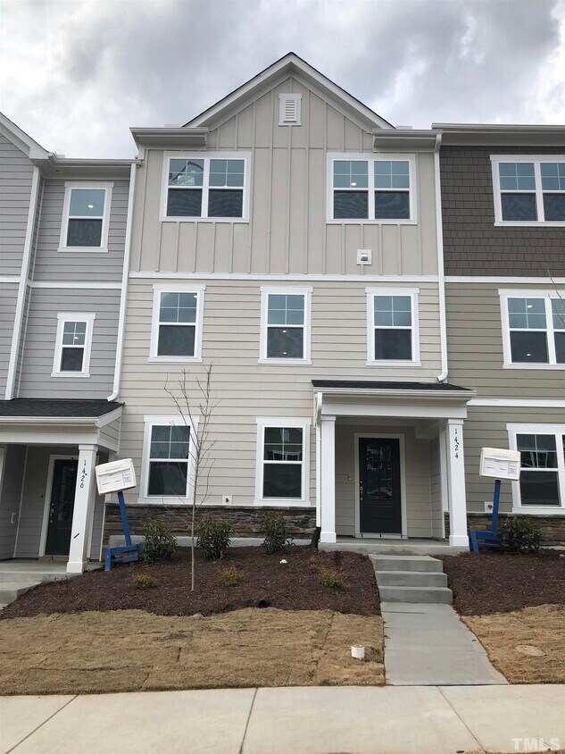 1424 Rosepine Drive, Cary, NC 27519 Townhome Rentals in Cary NC
