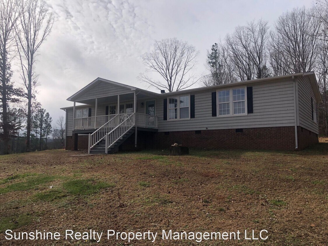 Primary Photo - 3 br, 2 bath House - 775 Jim Moody Rd