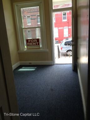 Foto del edificio - 324 E 11th St