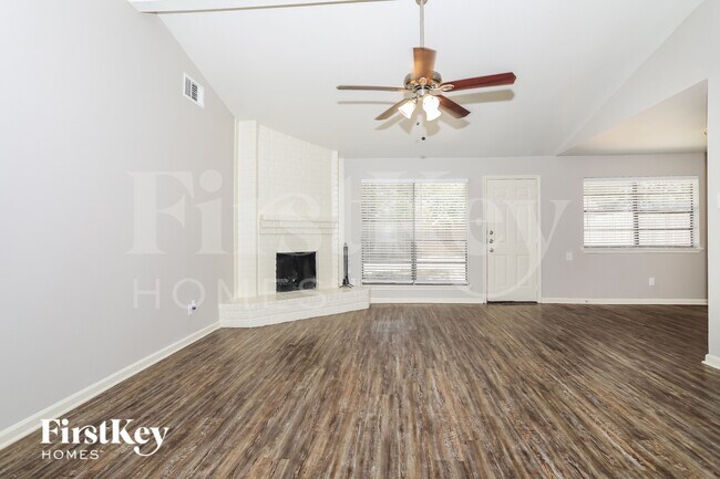 Building Photo - 5019 Monteith Dr