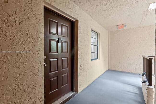 Building Photo - 10501 W Broward Blvd