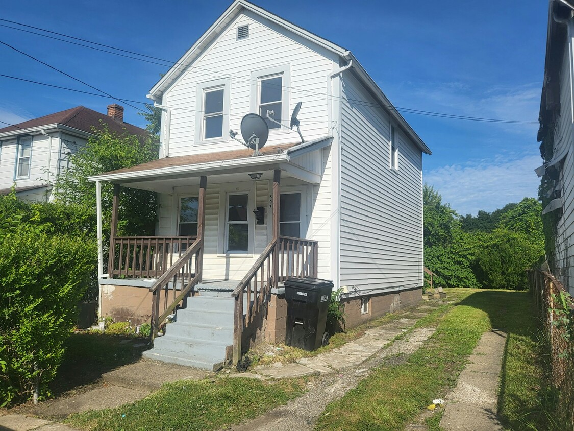 Primary Photo - 307 Todd St