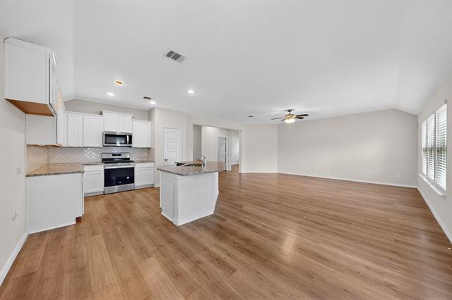 Foto del edificio - 222 Red Oak Dr